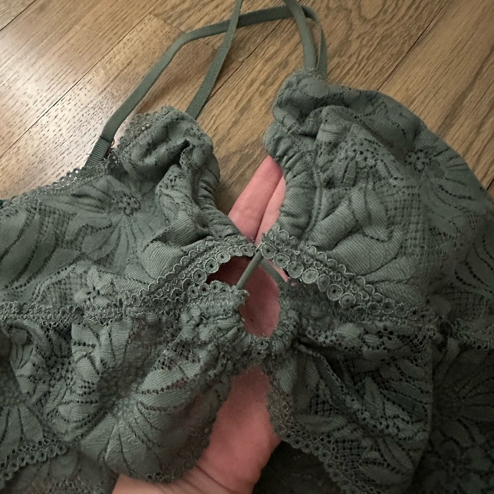 Aerie Olive Bralette - Picture 2 of 4